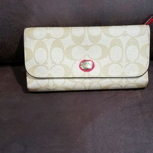 Coach wallet
